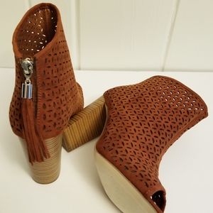 Just Fab Zariah Peep Toe Boot